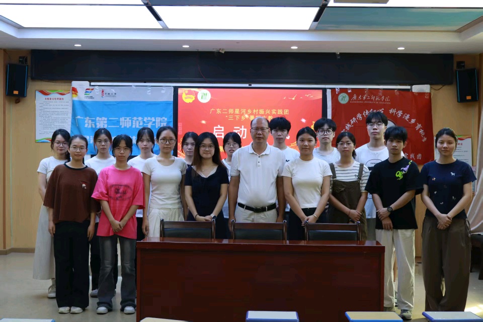 �����W��|����֧�̝�����tɫ�{�������