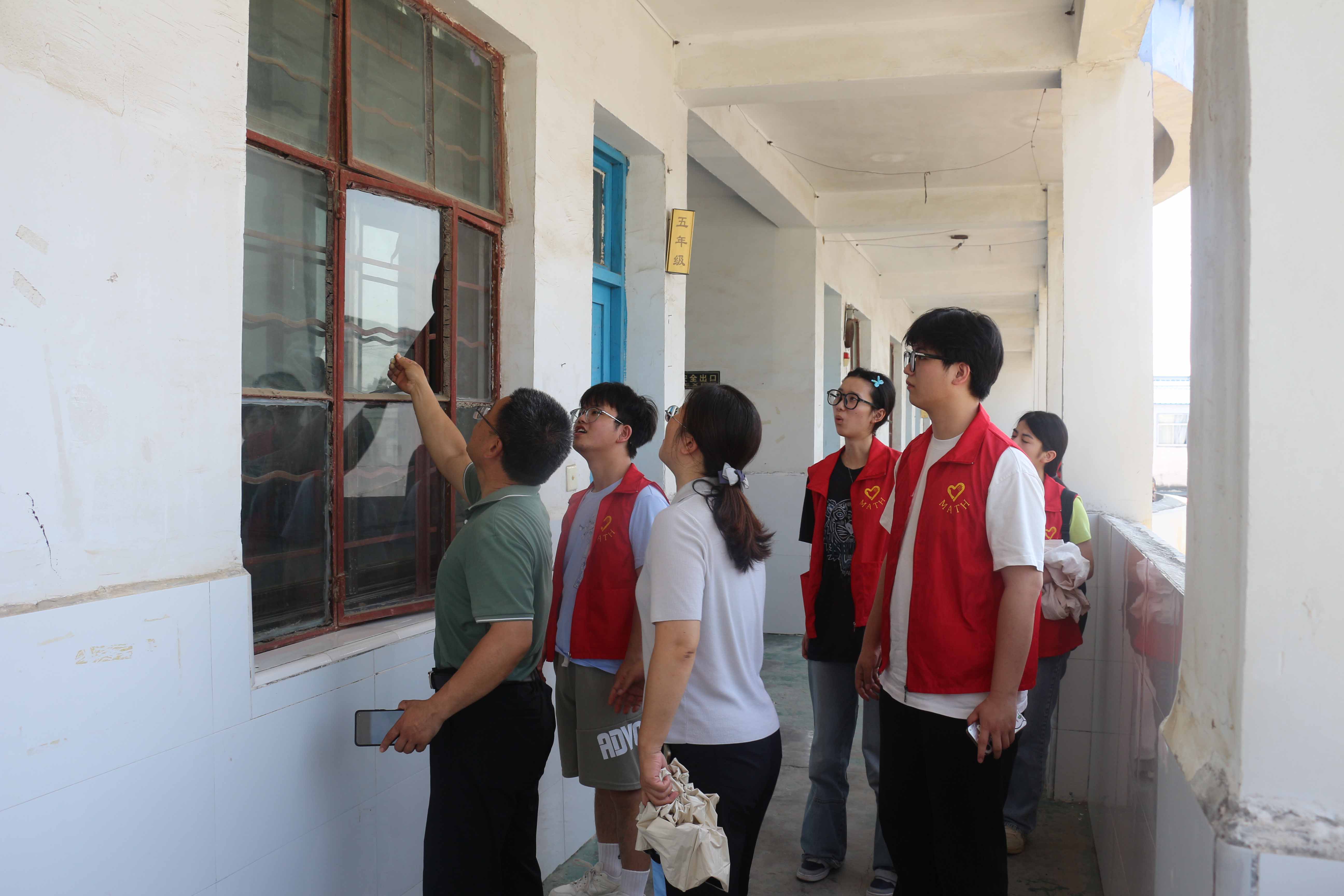 ��С�{�С������g�����Y�c���ӭh�����棬���Ͻ̌W����ƾ�֮��