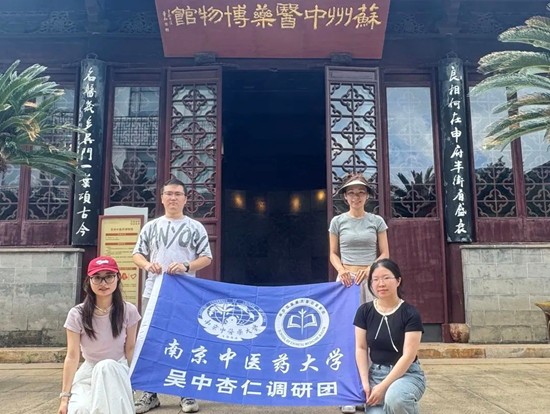 н����������ɫ���t���ɂ����c�����`�{��|н�����`�F���������{�ЈF̽�L�K�����tˎ�����^