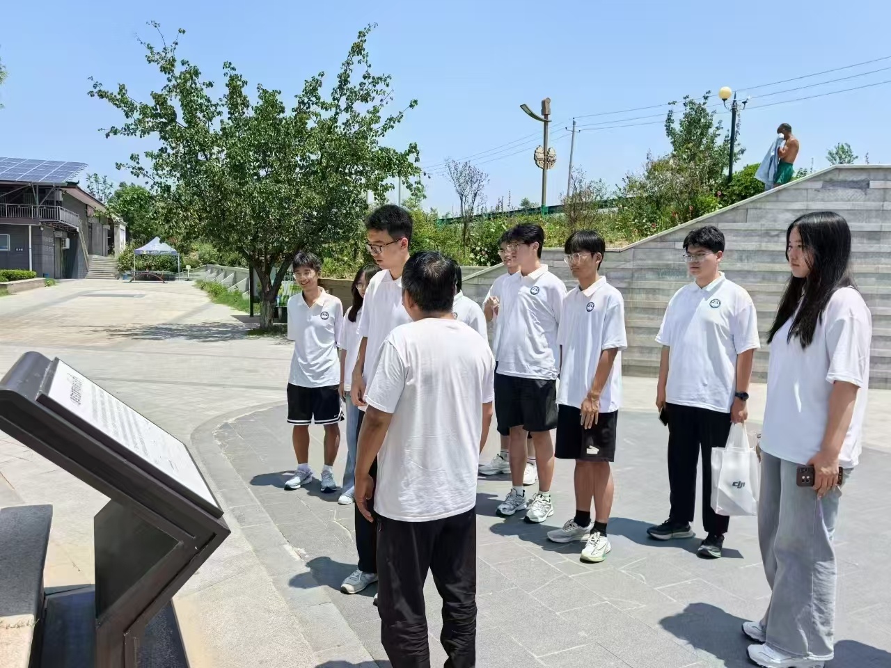 �L����W(xu��)��ɽ���L������������`꠸���·܊�|���S�ӳ����fַ���o(j��)�̎���^�W(xu��)��(x��)