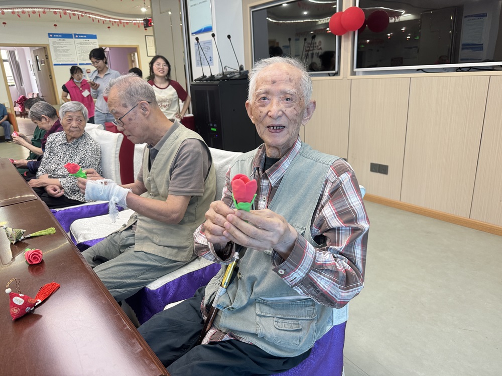 ���������С�������ʯ�ʹ�W�������l(xi��ng)������������`