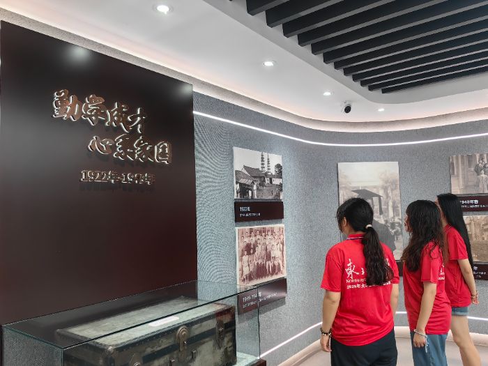 �����x���fַ������˼���T�꾫�����m�����|����W���P�Eʰ�z�����`�F̽�����|���a���x�ܹ��I�z�a֮·