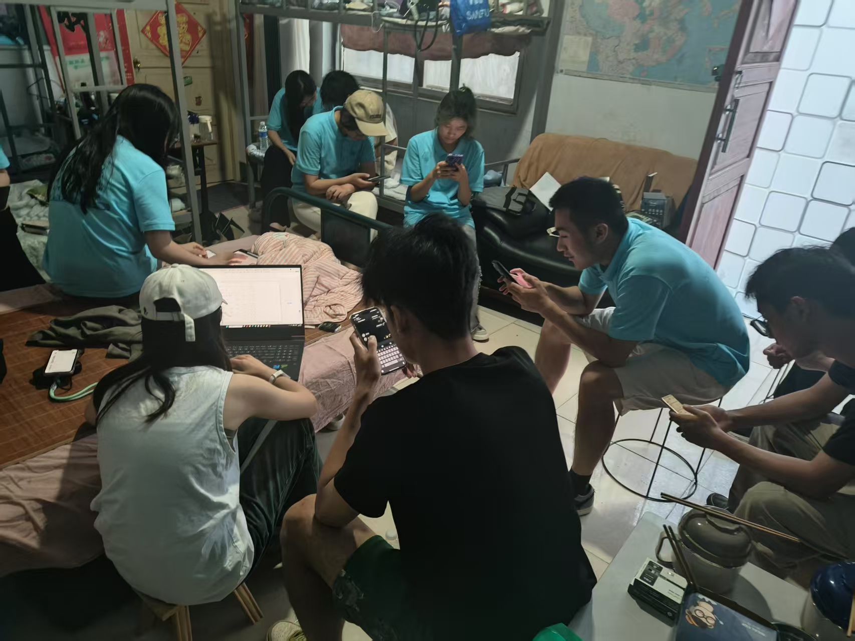 �Ӻ���W(xu��)�����������֧�̈F�����l(xi��ng)���������ϣ���ķN��