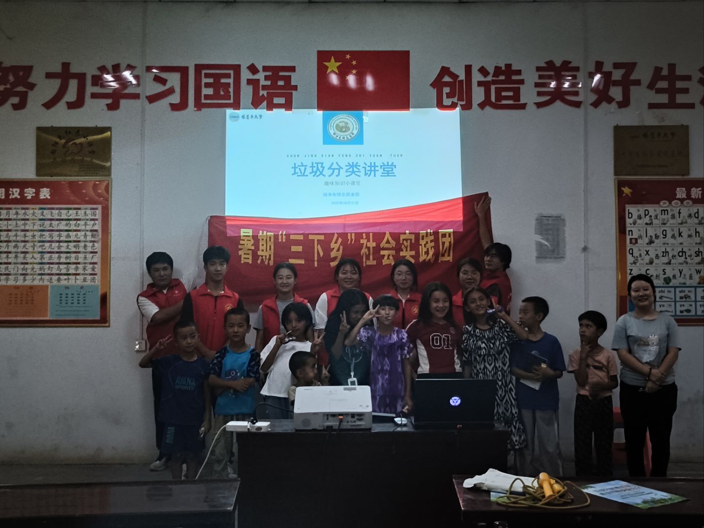 ������ë��SȤζ�h(hu��n)���n�_�v��С����׃�����GɫС�l(w��i)ʿ��