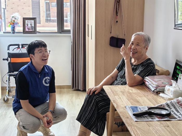 ̩�݌WԺ��Ϣ���̌WԺУ�����֕r��C�F��_չ�y�g�������