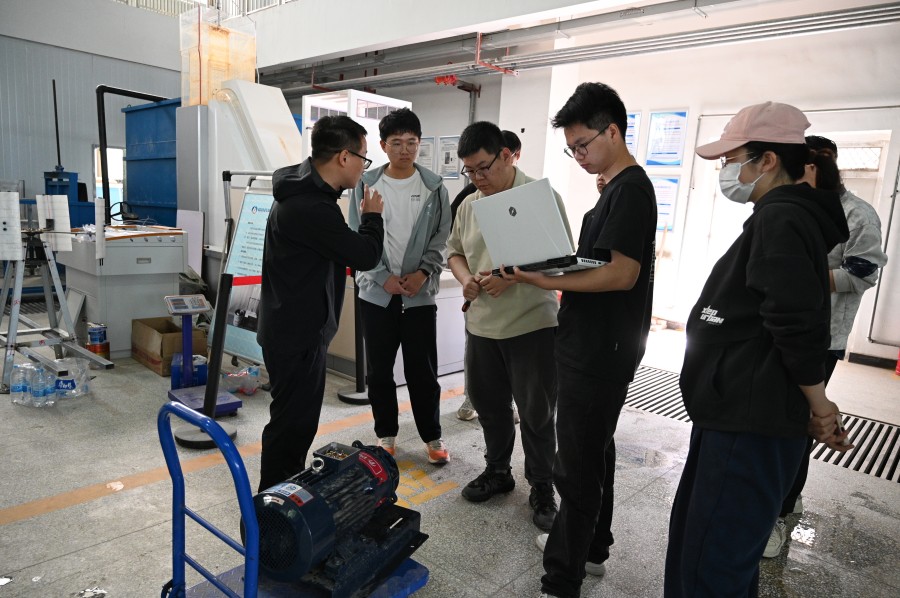 ����ľ��W ������潮�� �Fꠣ�����ˮ��ʹ�c���������g�ͷ�����