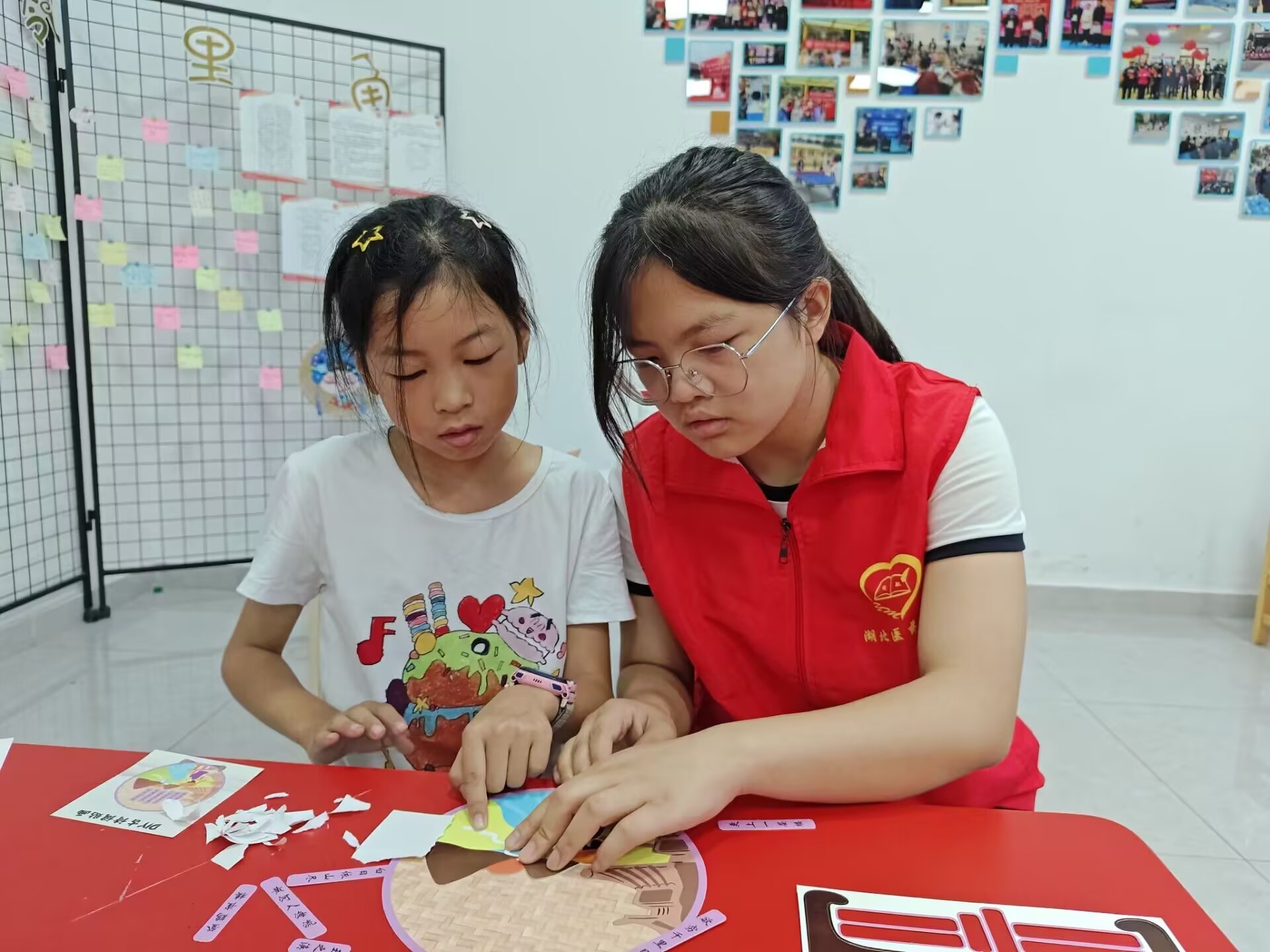 �����t(y��)ˎ�W(xu��)Ժ������d������꣬�b�������oͯ��