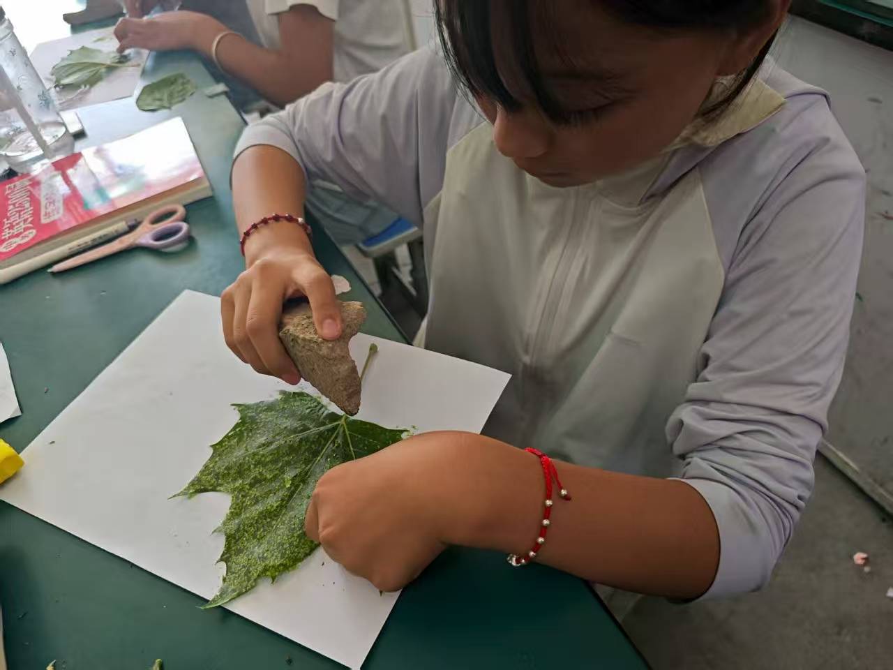 �L���l�壬����ͬ�С������u�Ƽ���W�����WԺ�����ͯ�W��֧�̈F��_չ��ɫ���g�n