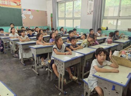 ���u�Ƽ���W���`����տ�֧�̈F�������ꖅ^�����RС�W�_չȤζ���W֧�̻��