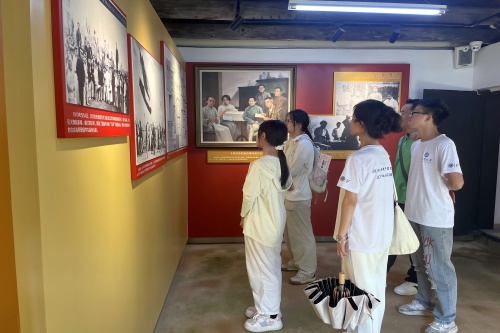 ���ѽ펽��� ���и���н�� ������̶��W"�����"���`�F���^����Ӣ�ʾ�