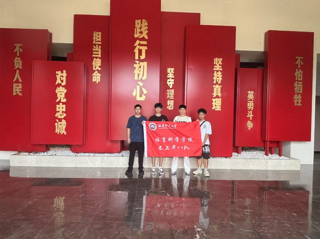 ����������Wǰ���B��͸���ļtɫ�����^�_չ������`