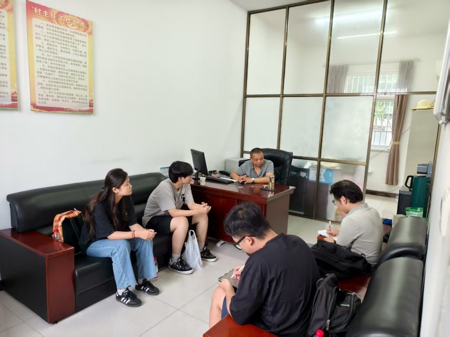 ��ԭ���{(di��o)�мo(j��)�����ഺ�����l(xi��ng)�����d���������B(t��i)�˾Ӽ҈@