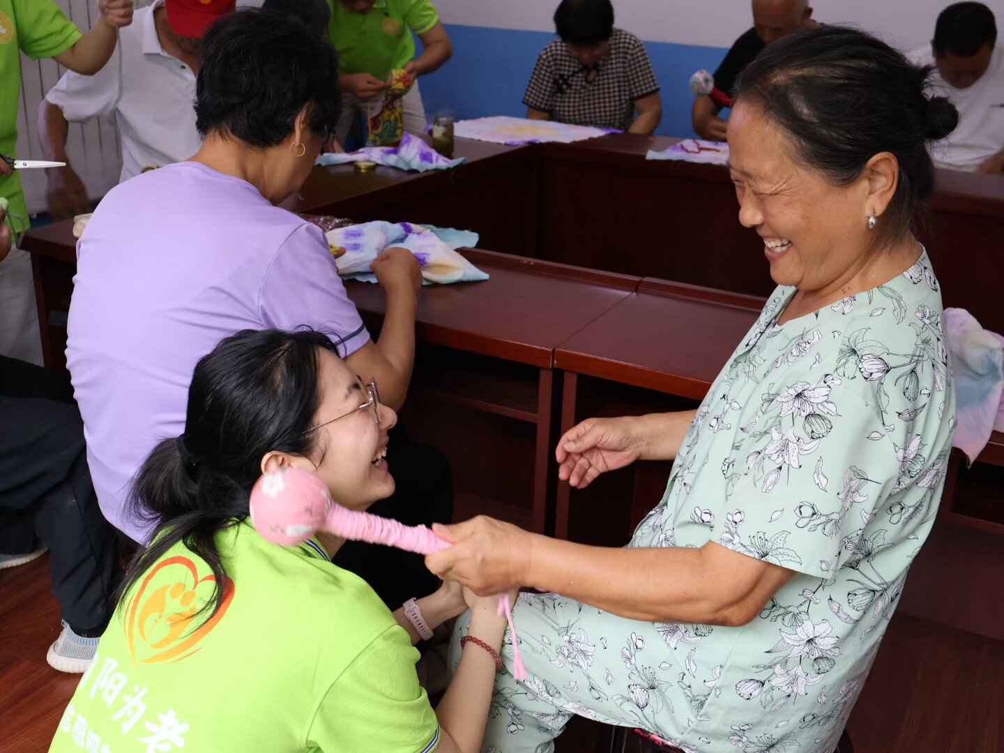 ɽ�|Ů�ӌWԺ����ľ����ů��^����������������