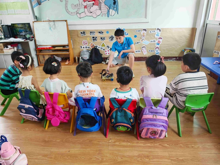 �����ؽ̈F�y���ܿƼ����M�|���@���ZӖ���ģ��c�����L֮·