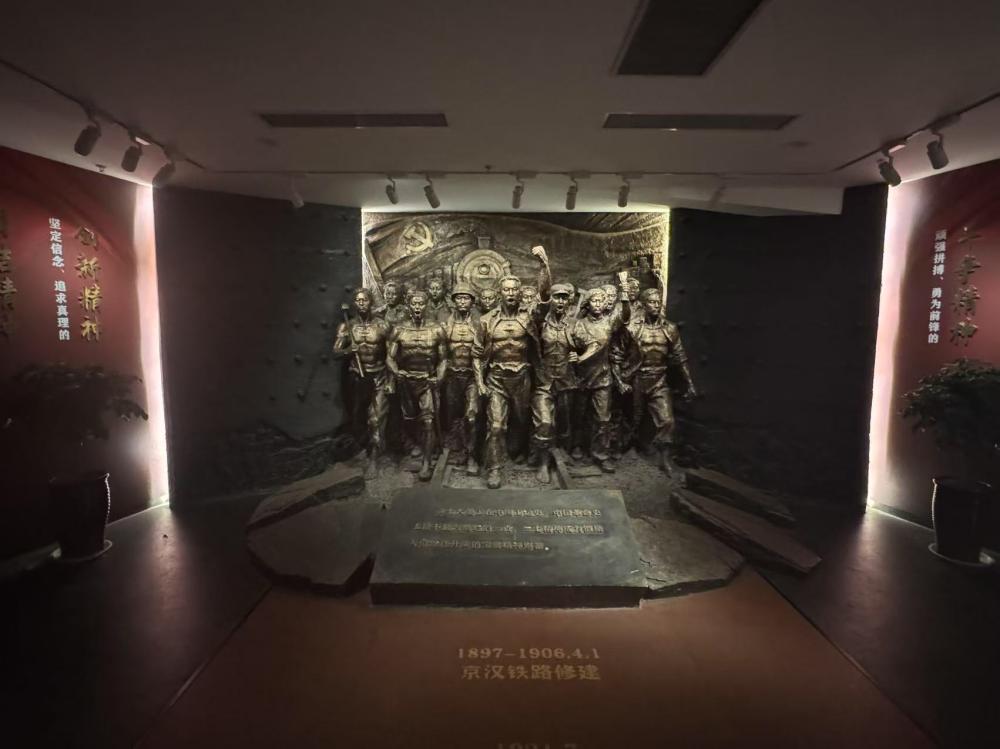 ��Ĭ�Ĵuʯ�����߼o(j��)���^�еĚvʷ���