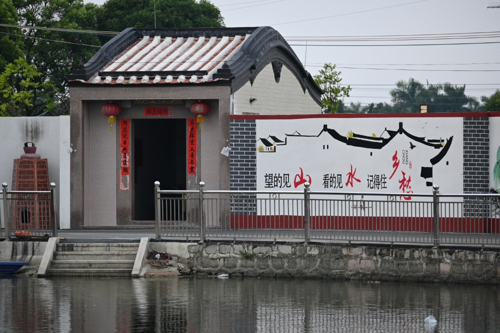 ����e�ּ����l��������VR�؈D�جF���������������@Ȼ���㡱���`�F�۽�������l�������ǻ�