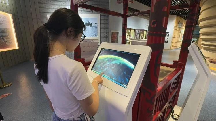 Сվ�����h�f�ң�����Сվ����չ�[�^������ǧ������Ļ��Ļ�N