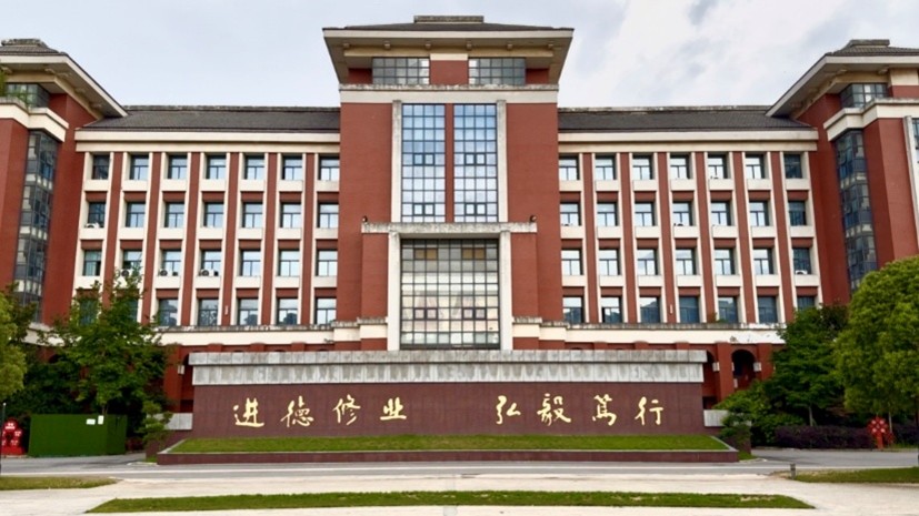 н����������ɫ���t���ɂ����c�����`�{��|н�����`�Fɽ��t������M�����������_���ЌW�_չ���v