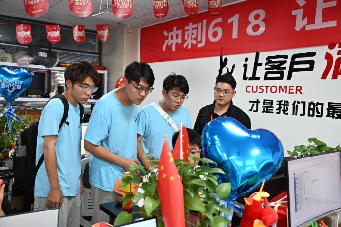 �L����W(xu��)������h�С����}��h�l(xi��ng)퍡��x���l(xi��ng)�����d������������`�A�M�Y(ji��)��