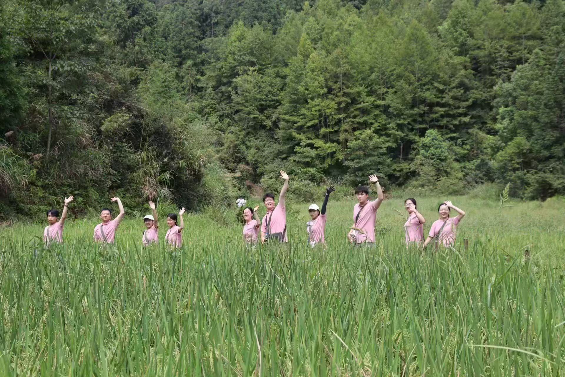 �ഺ������ ���߼t܊· ���������Ƽ�������W(xu��)����������(m��ng)�����С� ���(hu��)��(sh��)�`�(du��)���뾮��ɽ�_չ���(hu��)�{(di��o)�л��(d��ng)