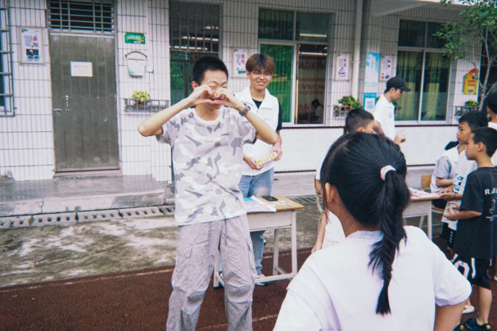 ��Ԫ���ӣ��������僺ͯ�ġ����`�W��