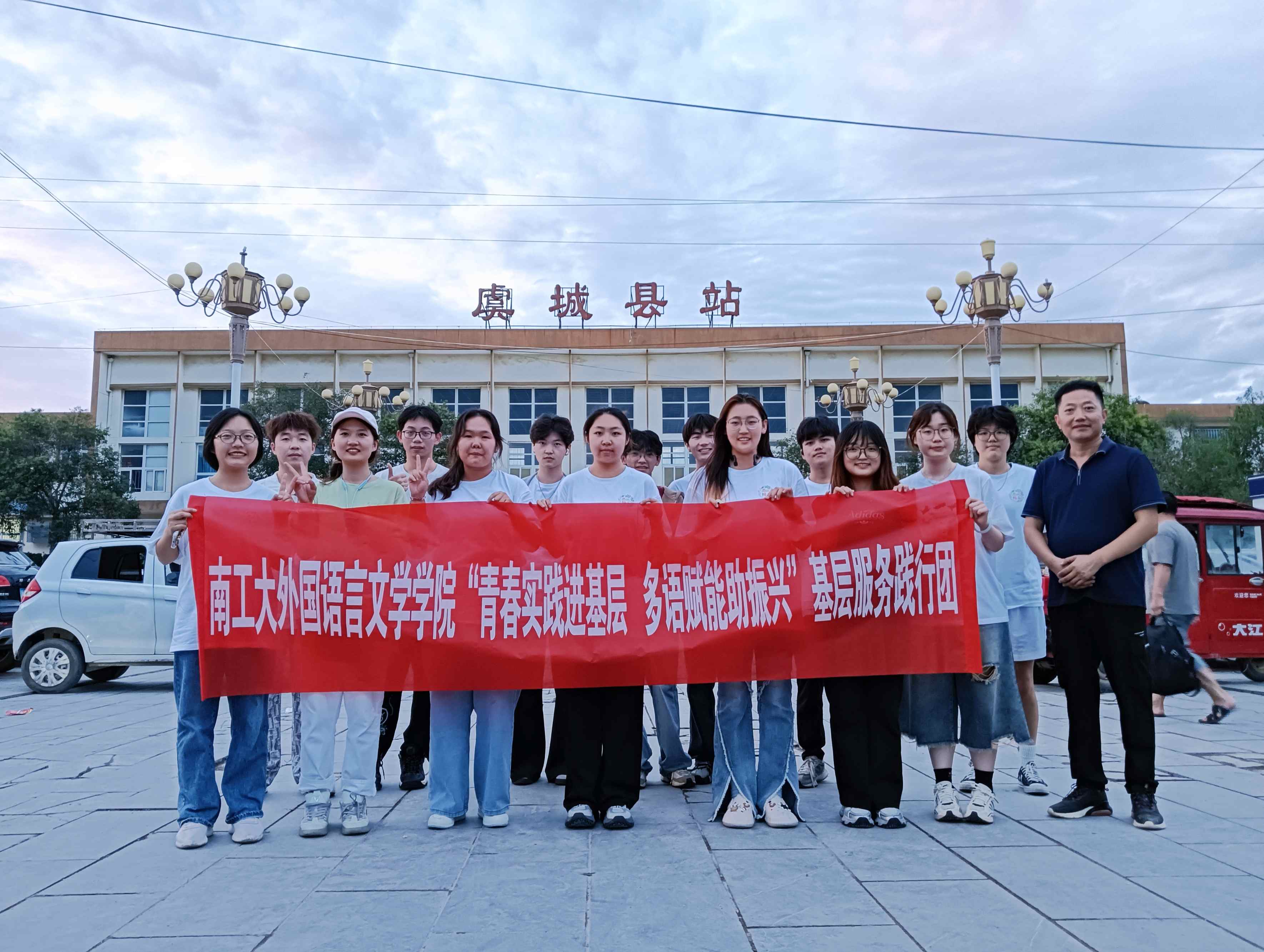 �Ϲ������Lԥ�̡�֧��ꠣ�ǧ�︰ԥ��н�𣬶��Z�c���l��ͯ��