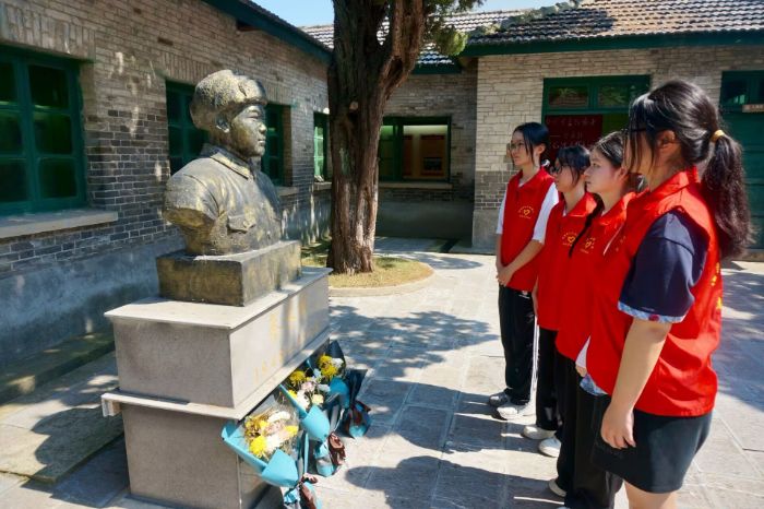 �����ڼt퍣��l���p悡������r��W��׷���tɫ���E����ȡ�^�M����