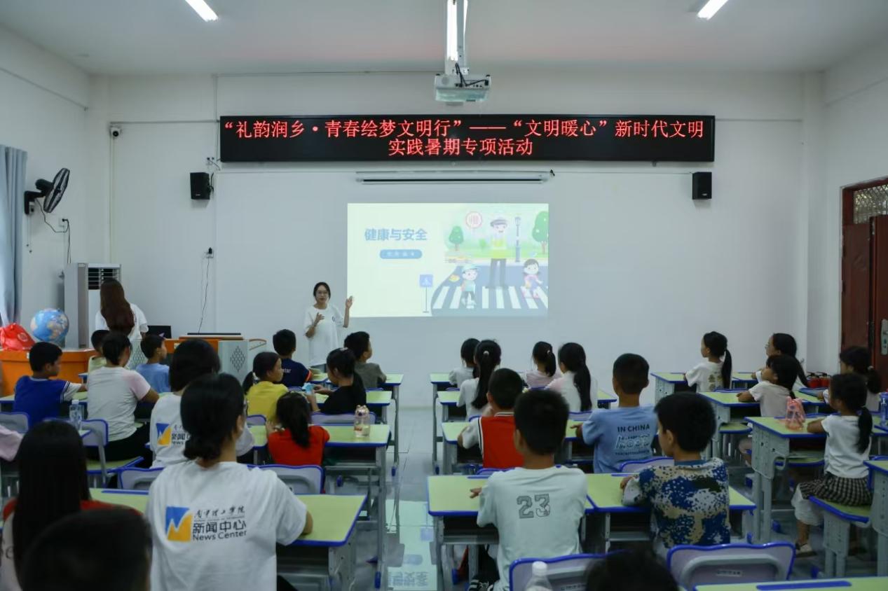 �ഺ������ůͯ�� ����W�Ӟ����r���؃�ͯ�c����ʼ���