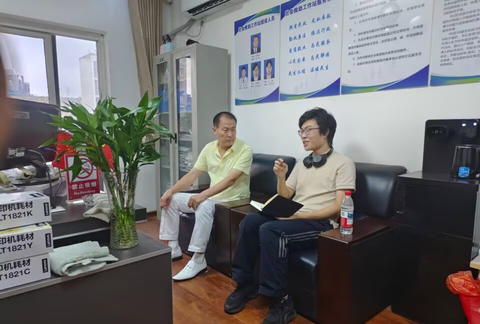 �ഺ�����l���У���ů�¹�������