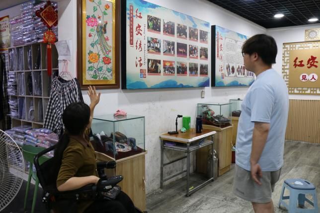 �A���r���֌W��������t��������tɫ���z�c�֘I�ں���·��