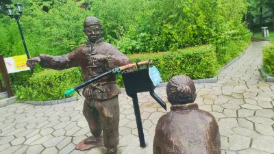 ̽�L�������B(t��i)֮�������L�Gɫ�l(f��)չ�{(l��n)�D