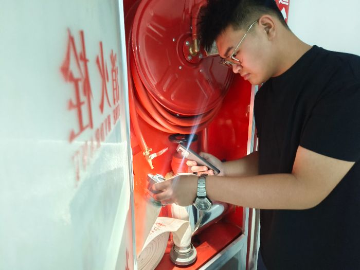 �����^����ഺ���`