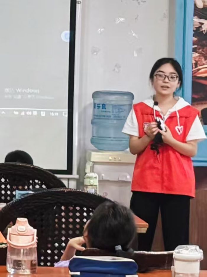 �������˾����`���ഺ����