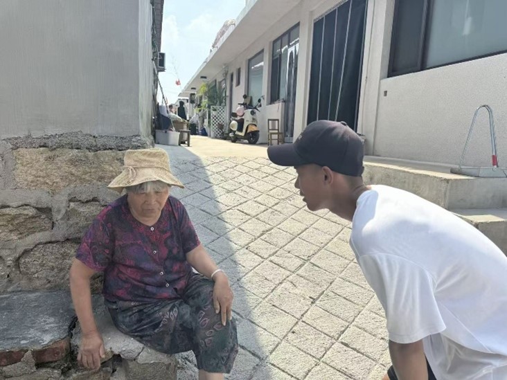 �����_�����ްlչ�F���{�У��C���c���𲢴�