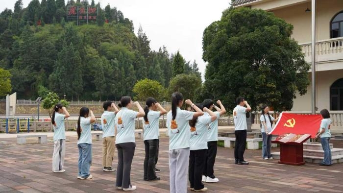 �����r�I��W�������ڡ������l�� �����ƎX�L��·���ഺ���������d