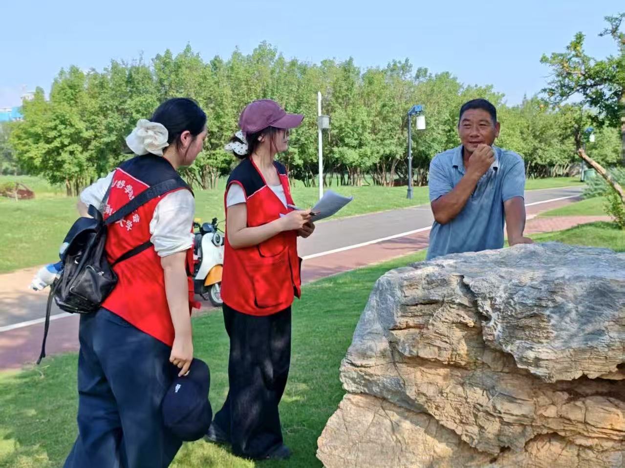 ���o��ˮ���B���չ�Gɫ��ƪ