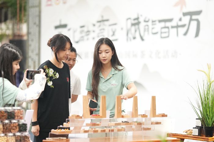 �ഺ�����Ž����o(h��)���������l(xi��ng)���F(tu��n)�(du��)���M(j��n)��ɽ��^(q��)�����o(h��)�Ļ����}