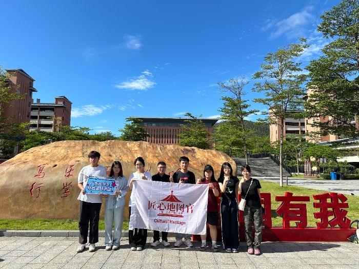 �ഺ�x�ܷ��z���У�"��������F"����B������"��ǧ�f����"