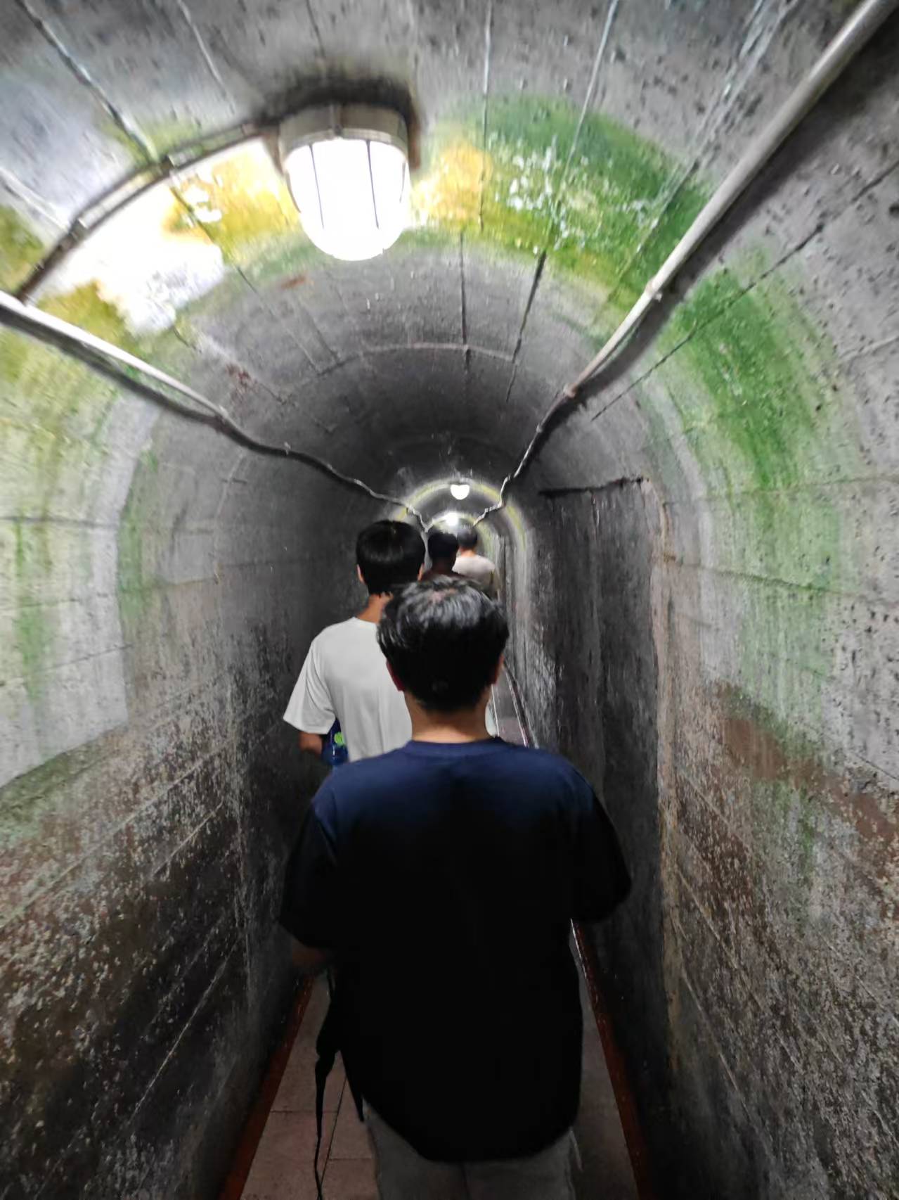 �tɫ֮·�ϵ�Ӣ�۾���͹��xӛ��