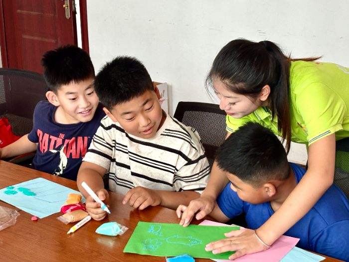 ͯ����ůꖣ����ǹ����L|ɽ�|Ů�ӌWԺ����ꖞ��ϡ�־Ը������_չ����������`���