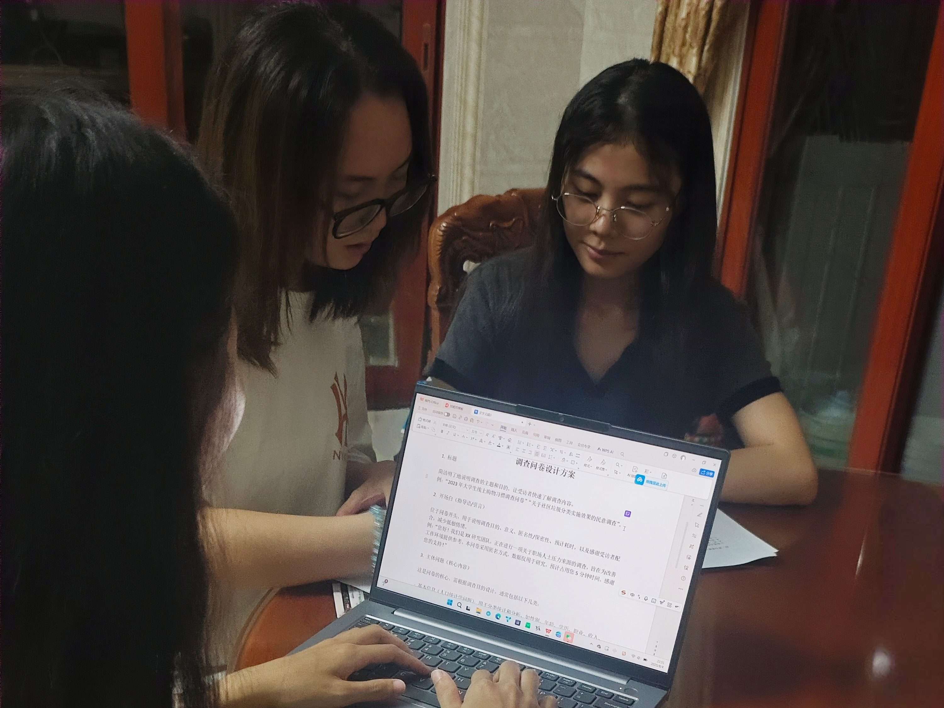 ���Є�(d��ng)�鷫���P(y��ng)�����I(xi��n)������֮��