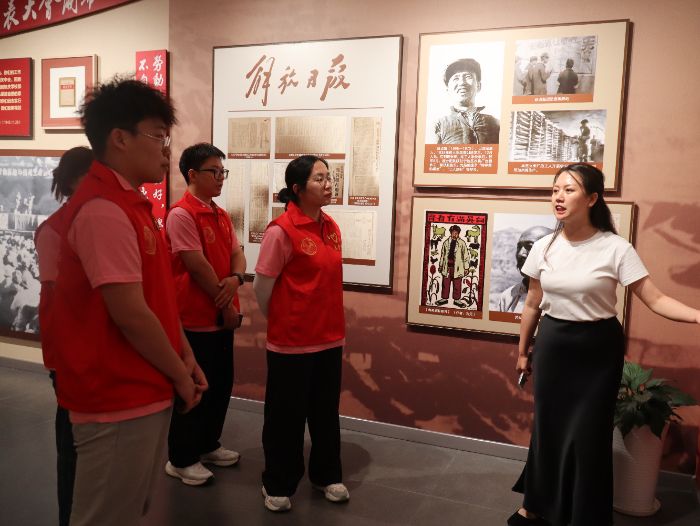 �������������� �s�m�r����ģ���� ����������I�I���g��W��ģ����̽�����`�F���Ӱ��������_չ�tɫ�ЌW���