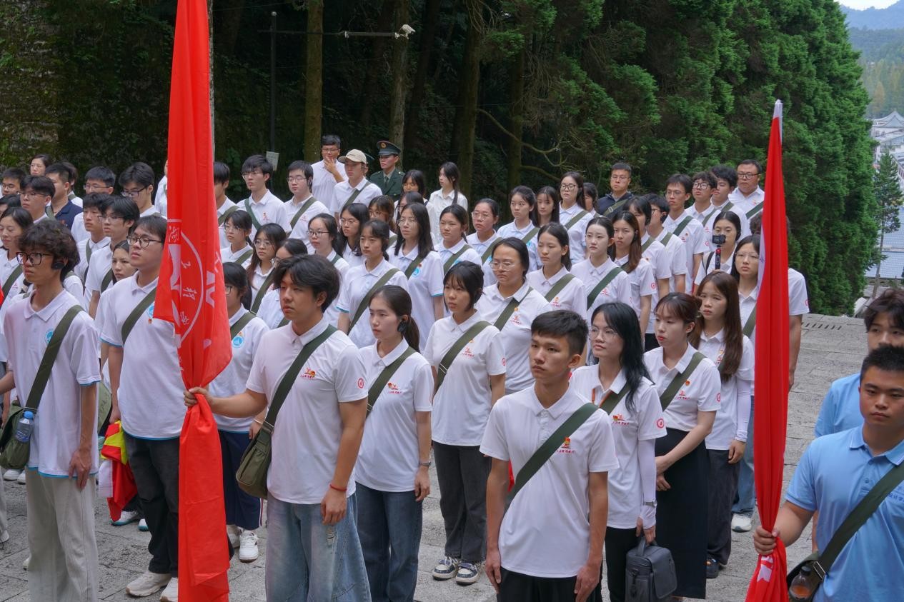 �ЌW(xu��)��������� �tɫ���������С������Ϲ��̌W(xu��)Ժ��ý�ǻ���(sh��)�`�F(tu��n)������ɽ������ʿ��@��������