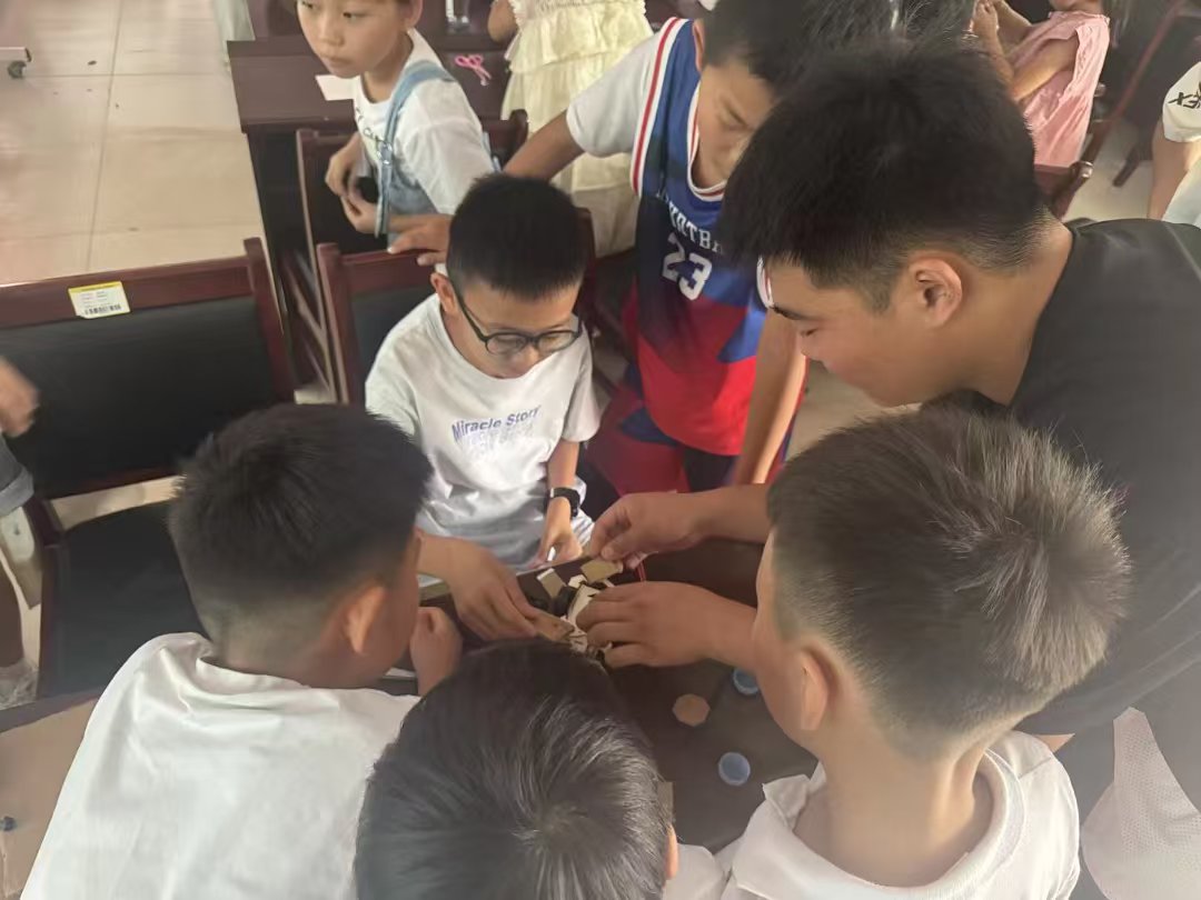 �~ɽ�֧���У������ʉ����l�僺ͯ���L�x��