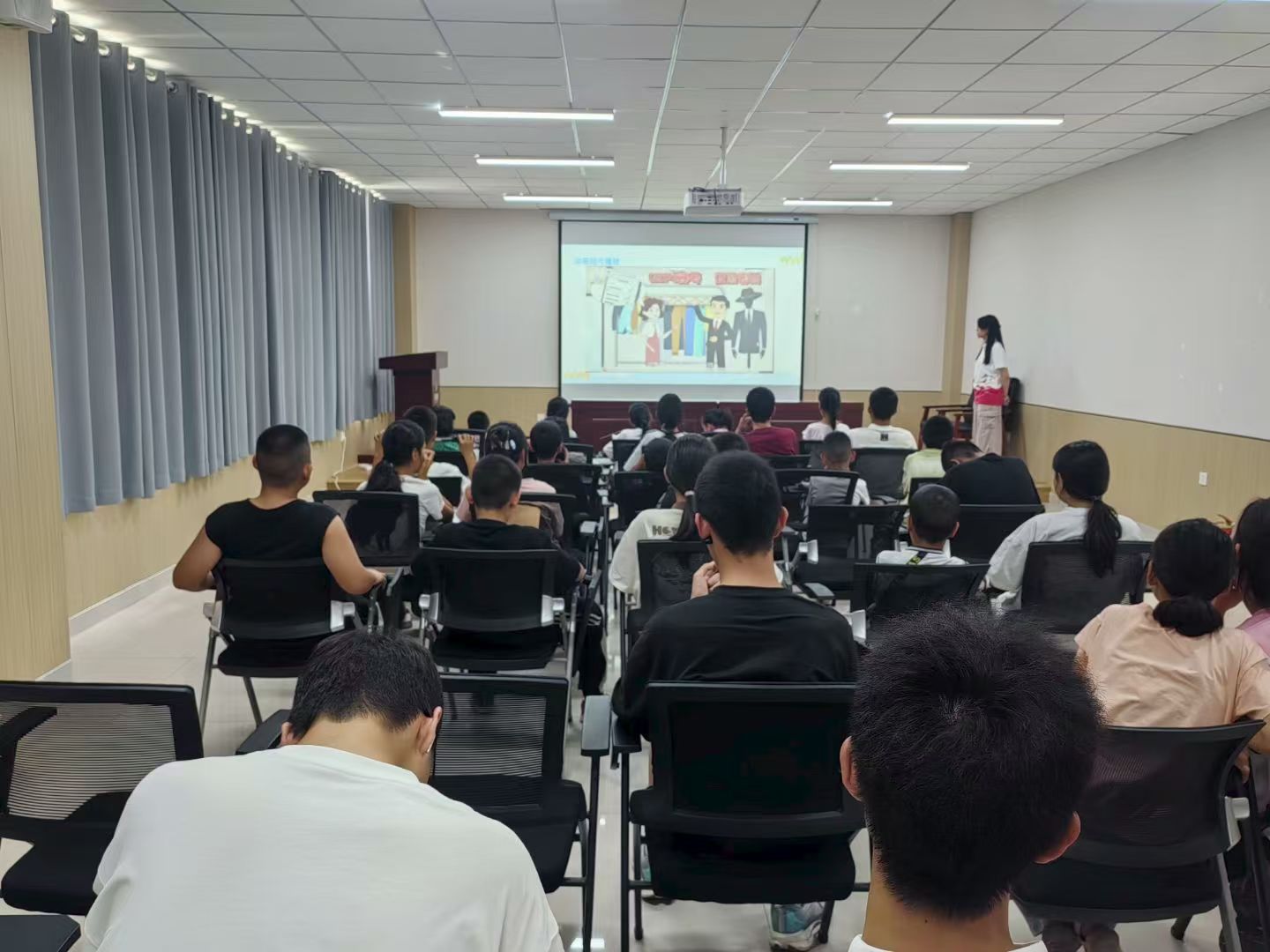 ����ľ��W(xu��)��(sh��)�`�F(tu��n)|���{(l��n)�ܡ��o(h��)������δ��(l��i)�����ڡ�����ȫС�l(w��i)ʿ�����W(w��ng)�j(lu��)���o(h��)��