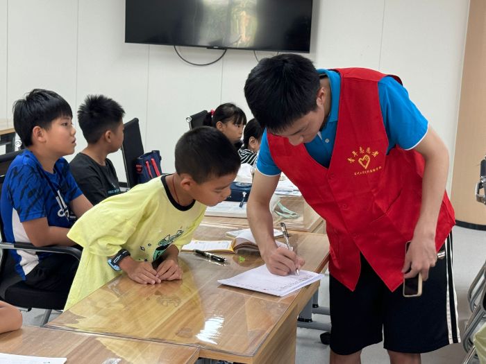 ���ݹ��WԺ�W�������l�����p�Z�̌W���f����P�ۣ�����B��ͯ�_չ�����n��