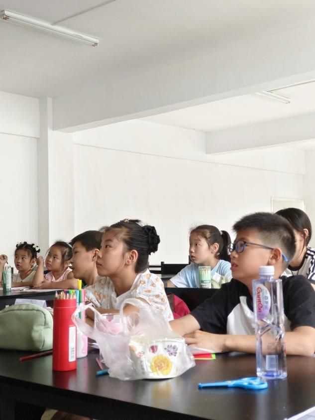 �����W(xu��)Ժ��н��֧�̈F(tu��n)�B�m(x��)���기�����ЏR���(zh��n)�_(k��i)չ�x��(w��)֧�̻��(d��ng)�����o늕�(hu��)���裬�����(hu��)�L(zh��ng)��߀�Е�(hu��)�f(shu��)Ԓ����