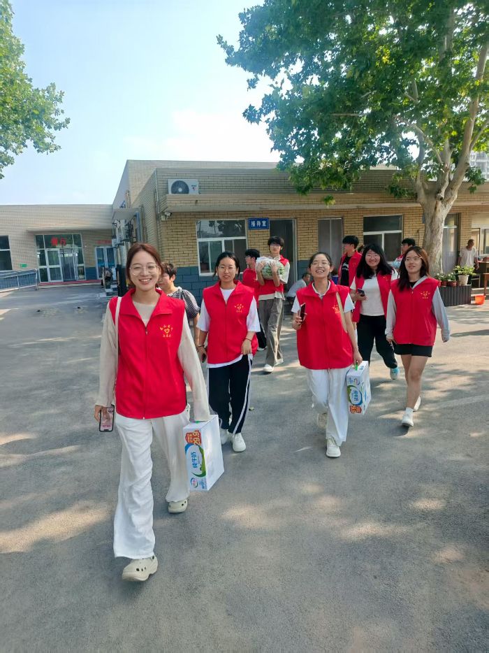 �H�������W(xu��)Ժ̽�L�B(y��ng)��Ժ ־Ը����(w��)ů����