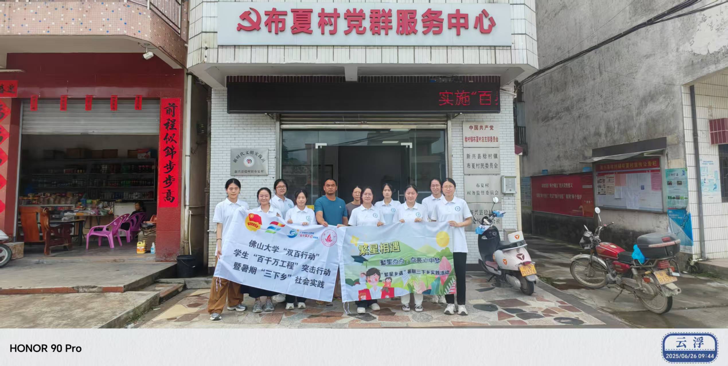 �����l��|�����W-������������