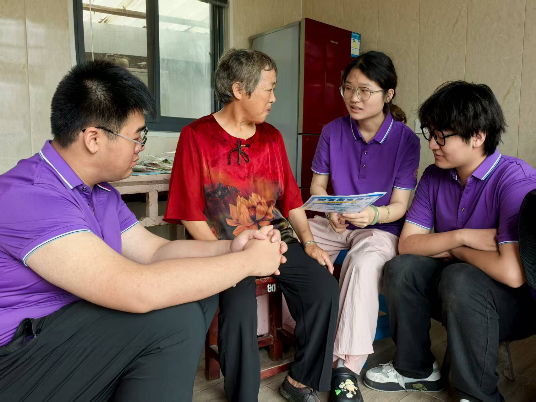 ��늰�ȫ�����У��ഺ��ů�o(h��)�y�g�����V��W(xu��)�ӿ��ռ�늰�ȫ֪�R(sh��)